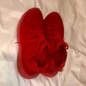 Puma red basketball shoes/ankle sneakers